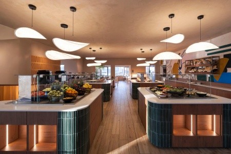 Grécko Kréta Domes Aulus Elounda All-Inclusive Resort Curio Collection By Hilton 11 dňový pobyt Polpenzia Letecky Letisko: Bratislava September 2026 (16/09/26-26/09/26)