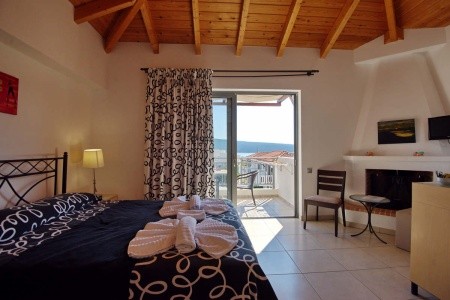 4 Epoches (Alonissos)
