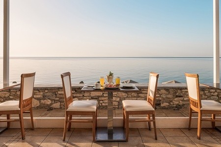 Grécko Samos Samian Blue Village 8 dňový pobyt Polpenzia Letecky Letisko: Praha September 2026 (15/09/26-22/09/26)