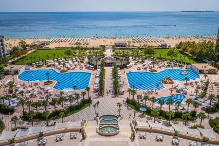 Dit Majestic Beach Resort - 4