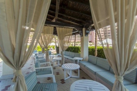 Dit Majestic Beach Resort - 12