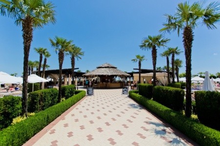 Dit Majestic Beach Resort - 13