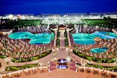 Dit Majestic Beach Resort - 26