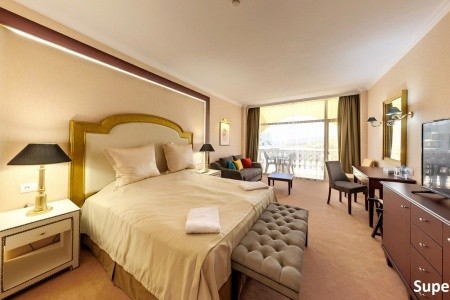 Imperial Palace (Ex. Victoria Palace) - 6