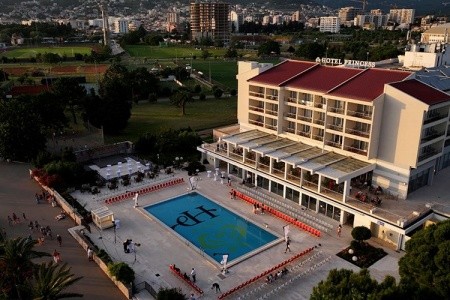 Princess Beach & Conference Resort - 9