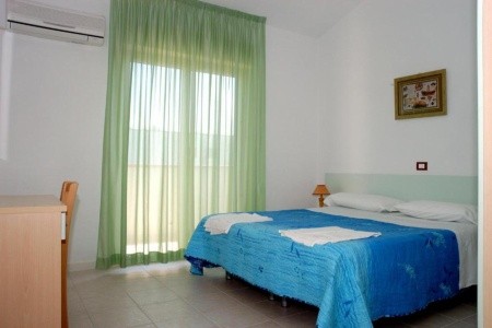 Long Beach Village - 13