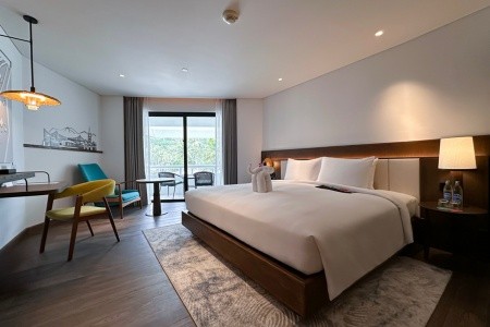 Le Meridien Phuket Beach Resort - 49