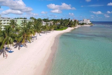 Coconut Court Beach Resort - 4