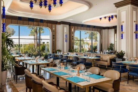 Merit Royal Gardens Hotel & Casino - 8