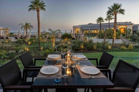 Merit Royal Gardens Hotel & Casino - 9