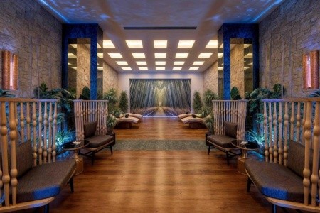 Merit Royal Gardens Hotel & Casino - 15