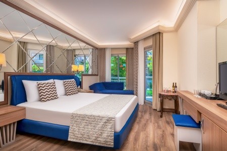 Turecko Turecká riviéra Botanik Hotel & Resort 8 dňový pobyt All Inclusive Letecky Letisko: Praha September 2026 (18/09/26-25/09/26)