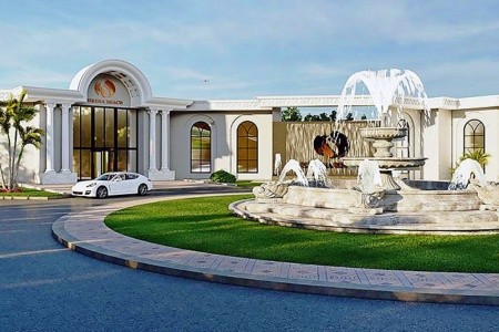 Sirena Beach Resort & Spa - 2