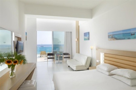 Vrissaki Beach (Paralimni) - 4