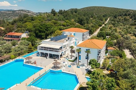 Kamari Beach - 2