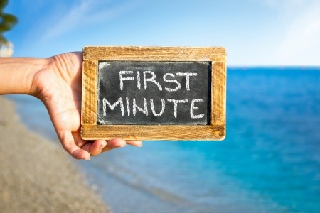 First Minute dovolenka: Kedy rezervovať, ako ušetriť a na čo si dať pozor?