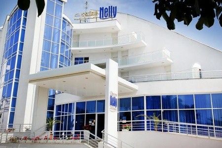 Queen Nelly - 4