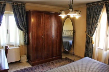 Castello Di Montegiove Country House - 3