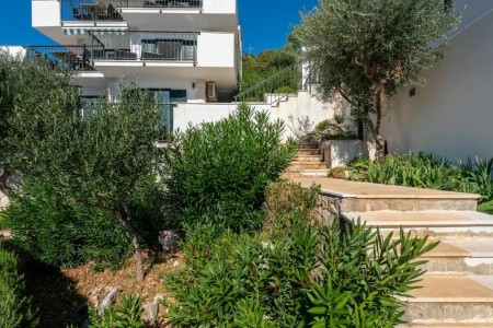 Seaside Family Friendly House With A Swimming Pool Cove Ljubljeva, Trogir - 19258 - 2