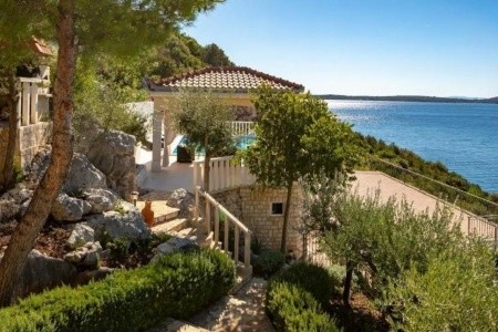 Seaside Family Friendly House With A Swimming Pool Cove Ljubljeva, Trogir - 19259 - 1