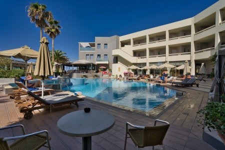 Pearl Seabreeze Suites - 2