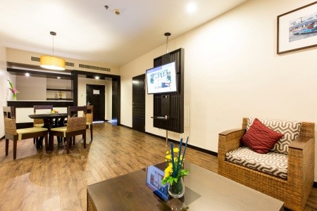 Deevana Plaza Phuket - 6