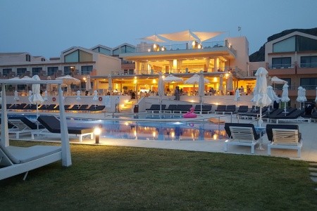 Kiani Beach Resort - 12