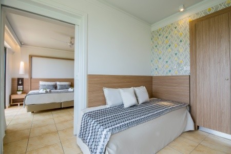 Kiani Beach Resort - 38