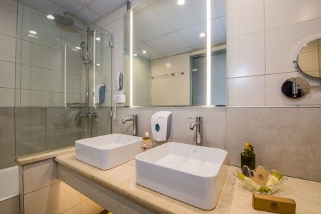 Kiani Beach Resort - 55