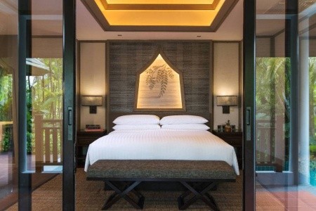 Thajsko Phuket Phuket Marriott Resort & Spa Nai Yang 12 dňový pobyt Polpenzia Letecky Letisko: Praha February 2027 ( 1/02/27-12/02/27)