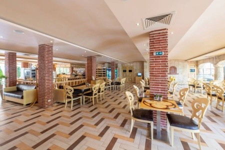 Garden Of Eden Apartments - 9