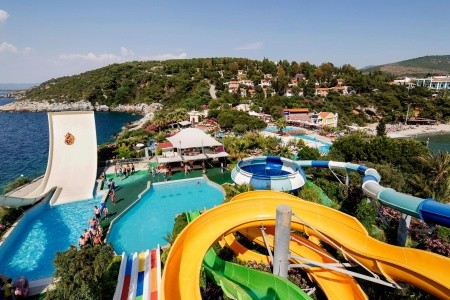 Pine Bay Holiday Resort - 59