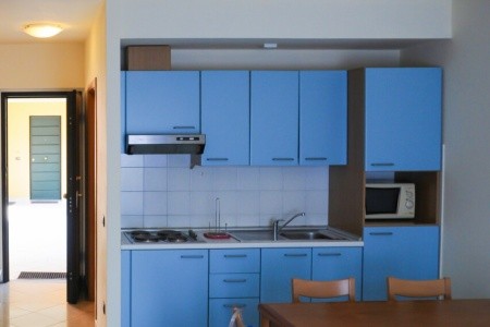 Continental Resort - 15