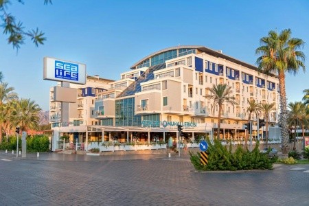 Sealife Family Resort - 2