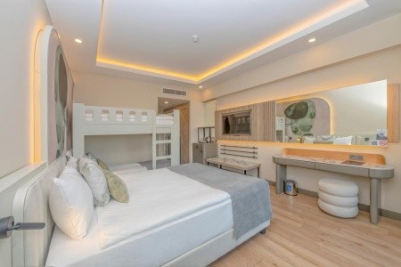 Royal Atlantis Icon - 16