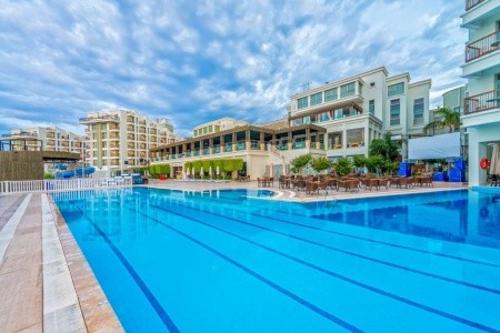Royal Atlantis Spa & Resort - 3