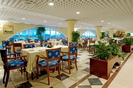 Aparthotel Holiday - 9