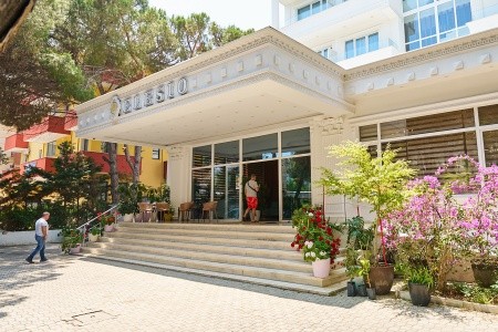 Albánsko Durrës Elesio 15 dňový pobyt All Inclusive Letecky Letisko: Praha July 2026 (12/07/26-26/07/26)