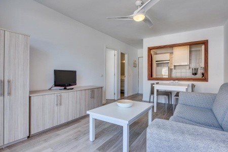 Kanárske ostrovy Tenerife Vigilia Park 10 dňový pobyt Bez stravy Letecky Letisko: Budapešť May 2026 ( 7/05/26-16/05/26)