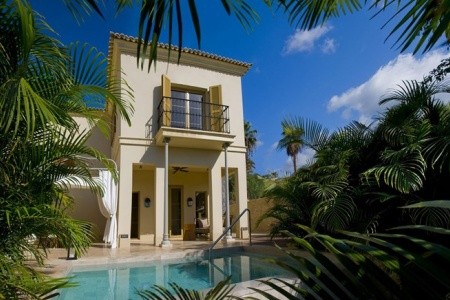 Kanárske ostrovy Tenerife Bahía Del Duque Las Villas 10 dňový pobyt Polpenzia Letecky Letisko: Budapešť September 2026 (17/09/26-26/09/26)