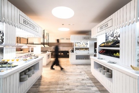 Kanárske ostrovy Lanzarote Barceló Teguise Beach 8 dňový pobyt Polpenzia Letecky Letisko: Bratislava June 2026 (12/06/26-19/06/26)