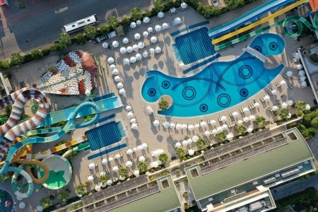 Crystal Waterworld Park Resort & Spa - 70