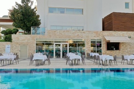 Crystal Waterworld Park Resort & Spa - 79