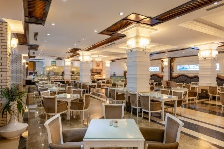 Crystal Waterworld Park Resort & Spa - 88