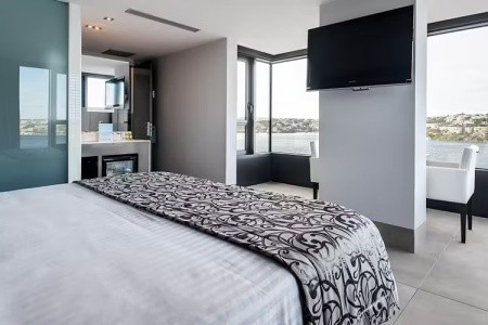 Španielsko Menorca Barceló Hamilton Menorca - Adults Only 5 dňový pobyt Polpenzia Letecky Letisko: Budapešť October 2026 ( 6/10/26-10/10/26)