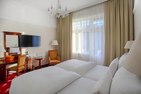 Slovensko Západné Slovensko Thermia Palace Health Spa 5 dňový pobyt Polpenzia Vlastná May 2026 (11/05/26-15/05/26)