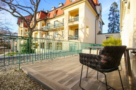 Slovensko Západné Slovensko Thermia Palace Health Spa 5 dňový pobyt Polpenzia Vlastná May 2026 (11/05/26-15/05/26)