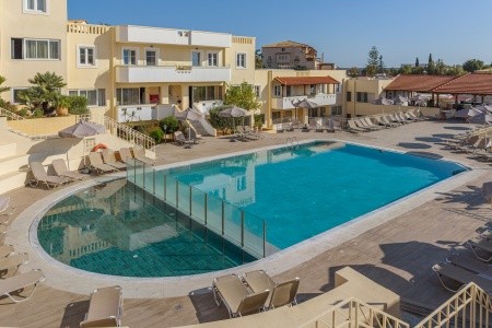 Alexander House - 16