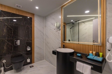 Long Beach Resort - 221