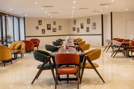 Blend Elphistone Resort - 88